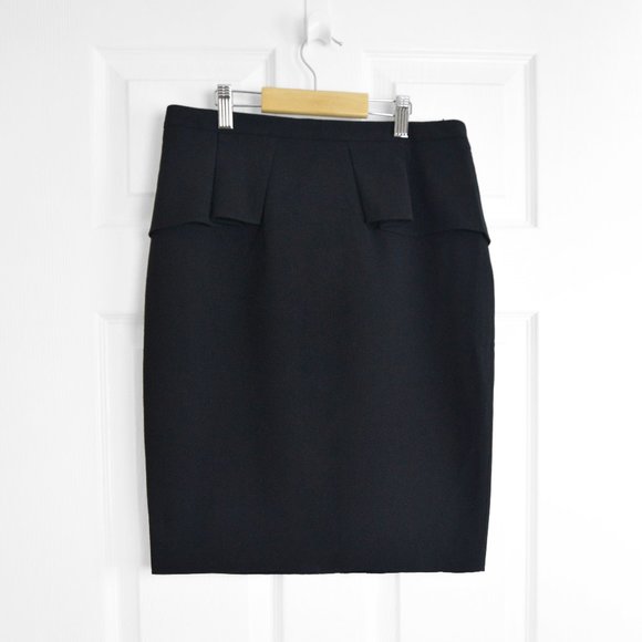 Tahari Dresses & Skirts - Tahari Peplum Pencil Skirt Career